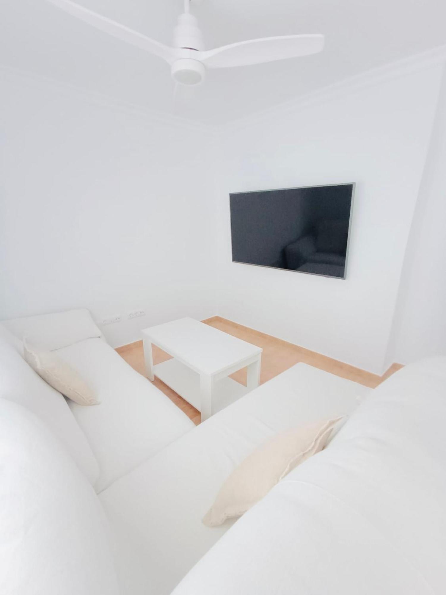 Lolaire Apartment Barbate Bagian luar foto