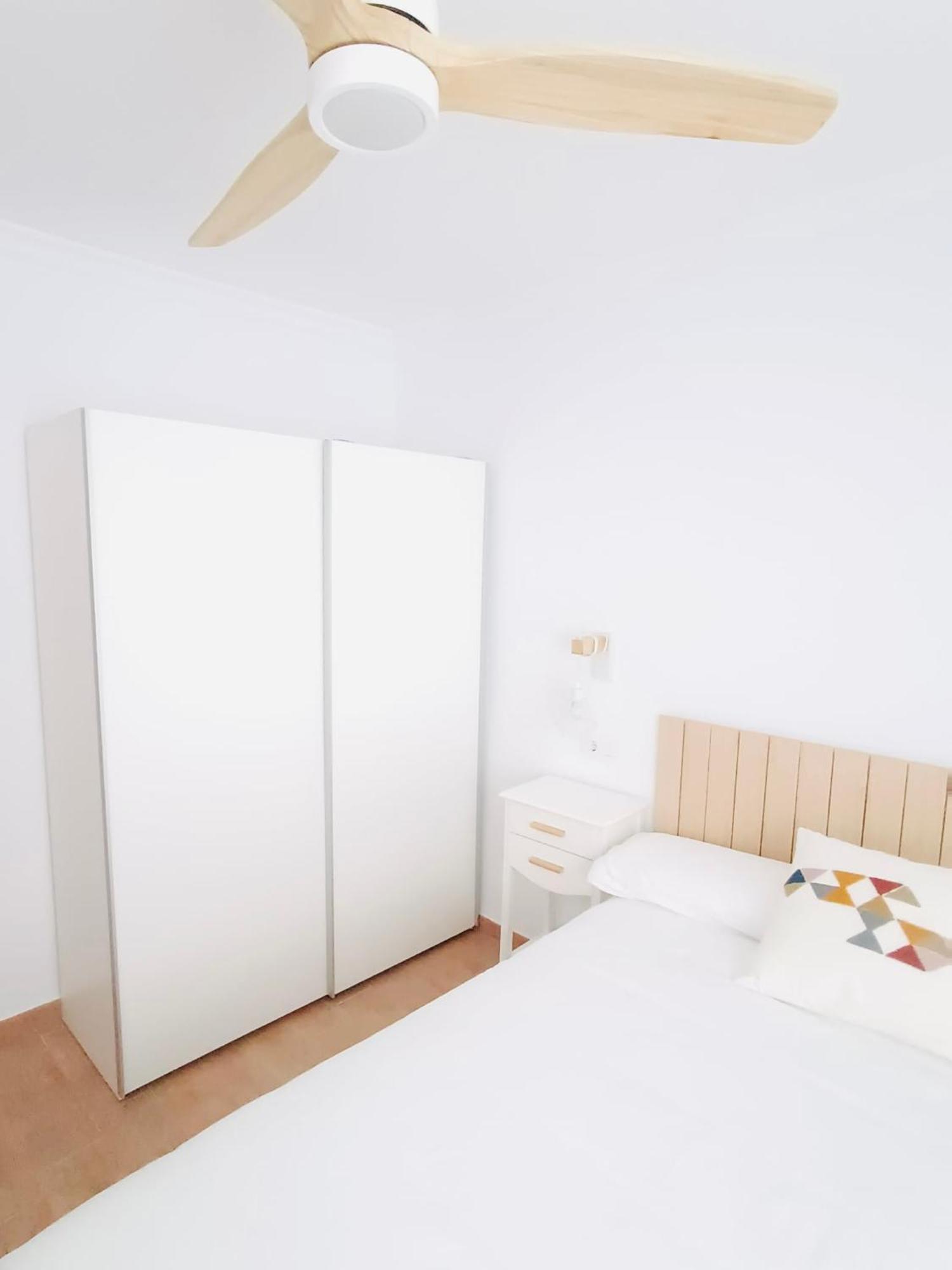 Lolaire Apartment Barbate Bagian luar foto